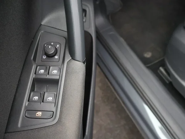 Volkswagen Tiguan (2022) — foto 29 van 29