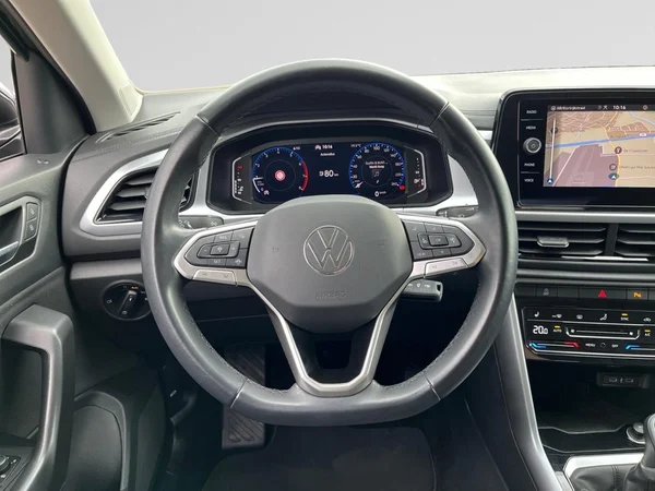 VOLKSWAGEN T-Roc (2023) — foto 20 van 21