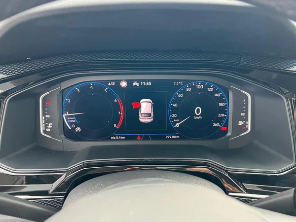 VOLKSWAGEN Taigo (2023) — foto 17 van 18