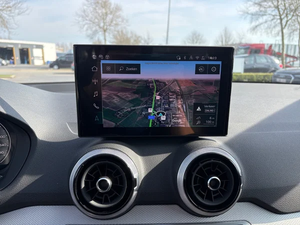 AUDI Q2 (2025) — foto 3 van 23