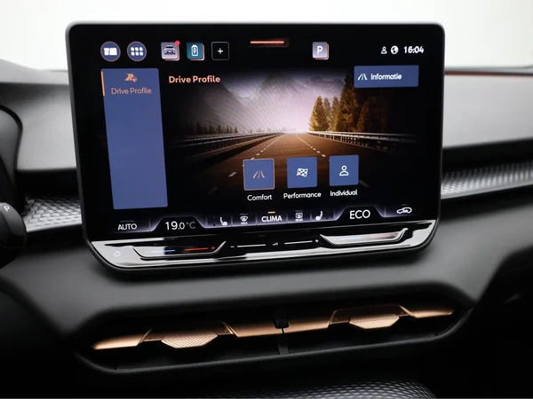 CUPRA Terramar e-Hybrid (PHEV) (2025) — foto 14 van 23