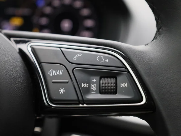 Audi Q2 (2023) — foto 18 van 41