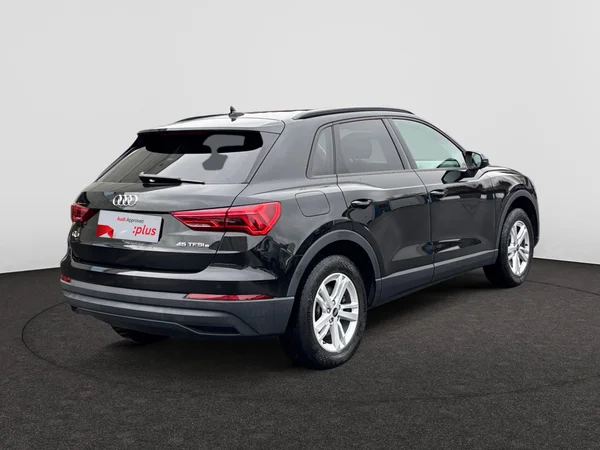 AUDI Q3 PHEV (2022) — foto 16 van 20