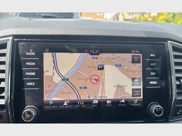Skoda Karoq (2020) — foto 11 van 27