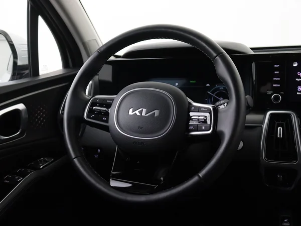 KIA Sorento (2024) — foto 15 van 31