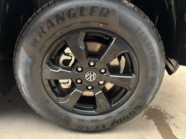 VOLKSWAGEN Amarok Double Cab (2026) — foto 17 van 17