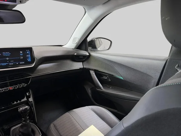 Peugeot 2008 (2022) — foto 5 van 18