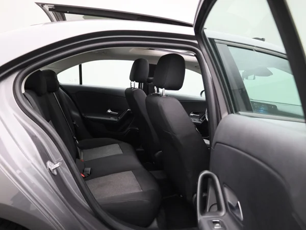 Mercedes-Benz A-Klasse (2021) — foto 36 van 49