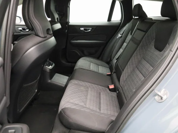 Volvo V60 (2022) — foto 4 van 41