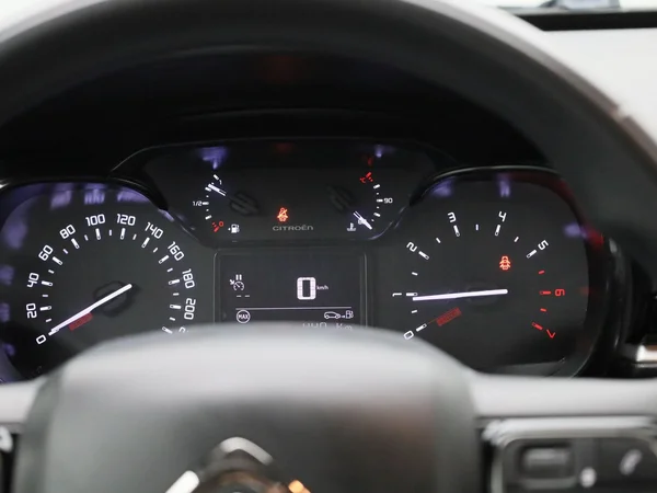 Citroën C3 (2022) — foto 2 van 37
