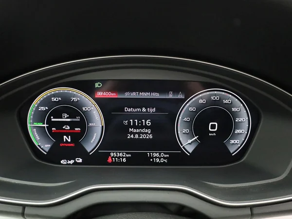 Audi Q5 (2023) — foto 15 van 53