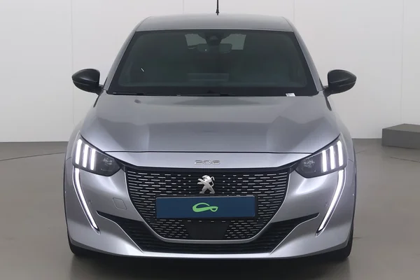 Peugeot 208 (2021) — foto 12 van 22