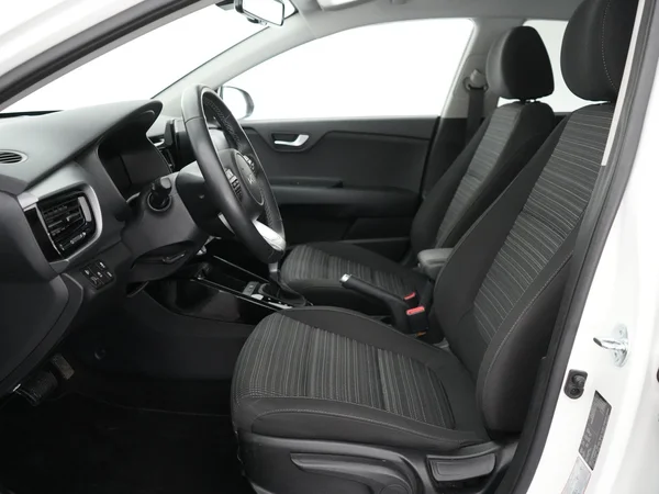 Kia Stonic (2025) — foto 3 van 22