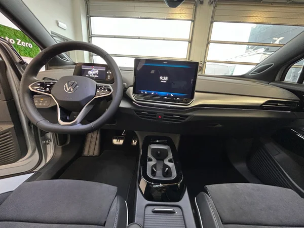 VOLKSWAGEN ID.4 (2024) — foto 7 van 23