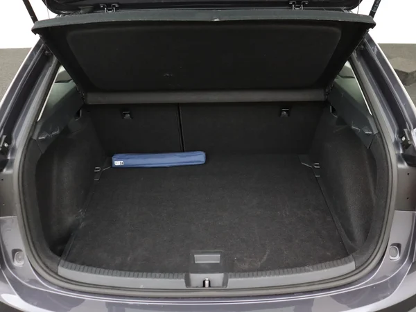 VOLKSWAGEN Taigo (2024) — foto 8 van 28