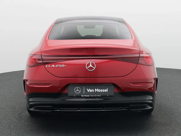 Mercedes-Benz CLA (2025) — foto 18 van 22