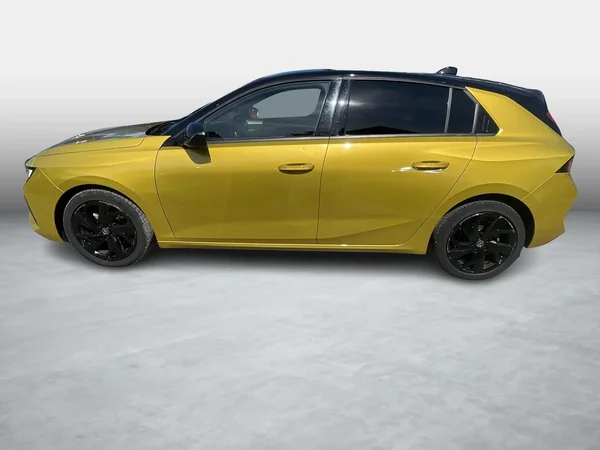 Opel Astra (2022) — foto 16 van 22