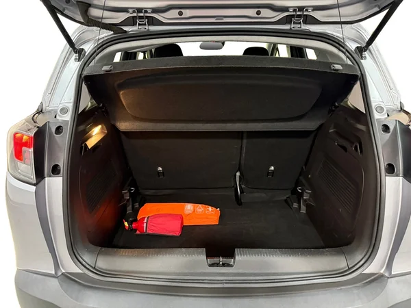 Opel Crossland (2022) — foto 17 van 30