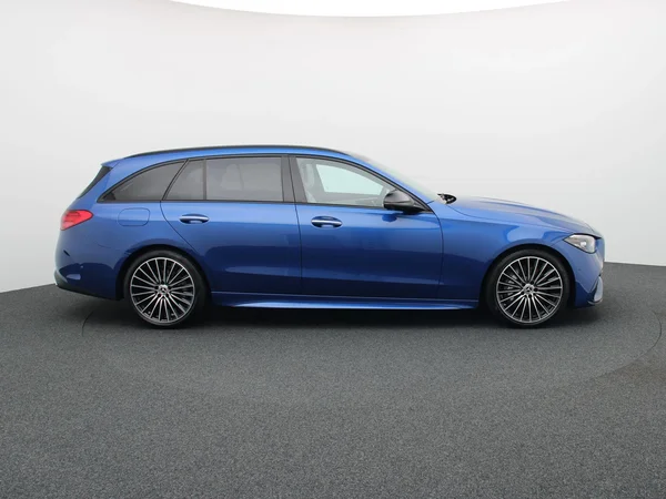 Mercedes-Benz C-Klasse (2026) — foto 24 van 27