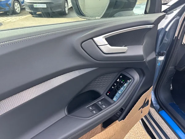 AUDI A5 Avant e-hybrid (PHEV) (2026) — foto 14 van 19