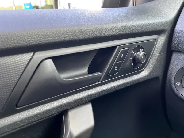 VOLKSWAGEN Caddy Van Dsl (2020) — foto 3 van 17