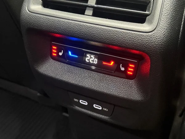 VOLKSWAGEN Tayron eHybrid (PHEV) (2025) — foto 3 van 25