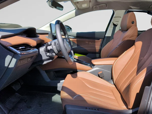 SKODA Enyaq Coupé (2025) — foto 37 van 37