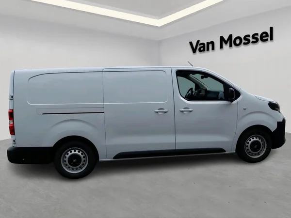 Opel Vivaro (2025) — foto 12 van 16