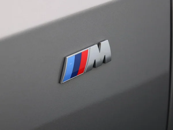 BMW i5 (2024) — foto 7 van 55