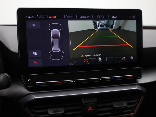 CUPRA Leon ST e-Hybrid (PHEV) (2025) — foto 9 van 20