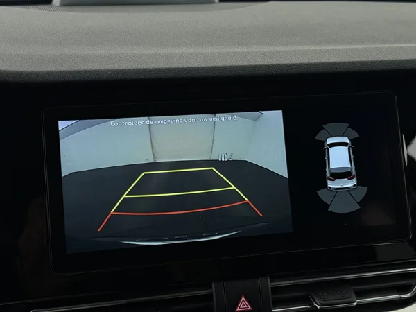 KIA NIRO (2021) — foto 11 van 29