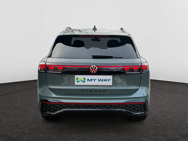 VOLKSWAGEN Tiguan (2026) — foto 19 van 22
