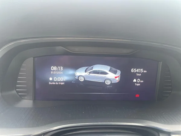 SKODA Octavia (2022) — foto 6 van 21