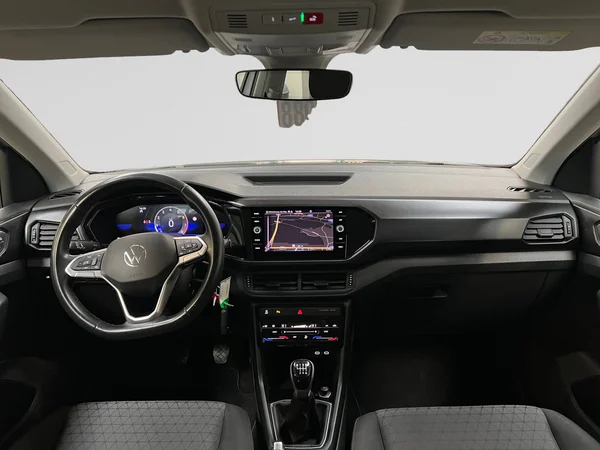 VOLKSWAGEN T-Cross (2023) — foto 15 van 19