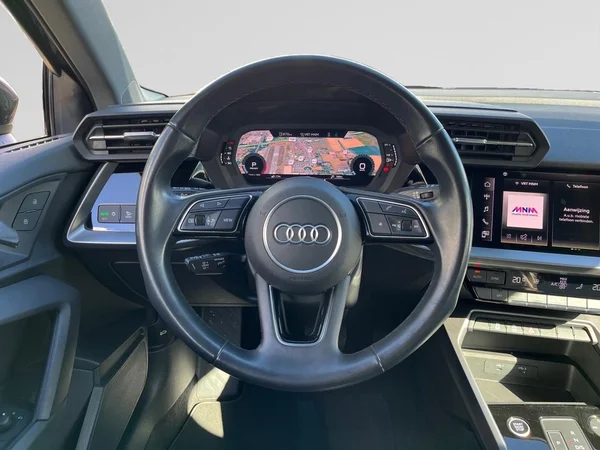 AUDI A3 Sportback (2024) — foto 2 van 21