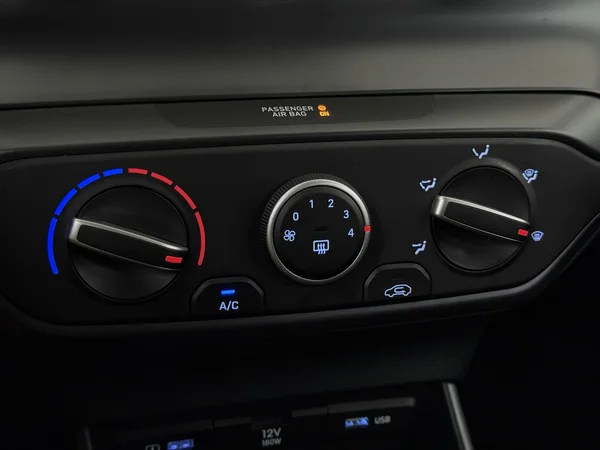 HYUNDAI i20 (2022) — foto 17 van 25