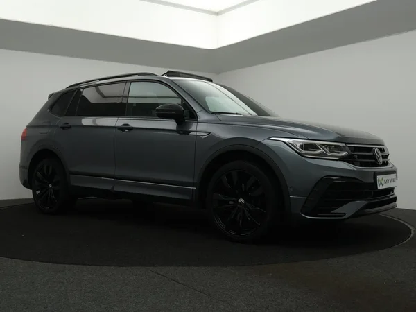 VOLKSWAGEN Tiguan Allspace (2024) — foto 23 van 35