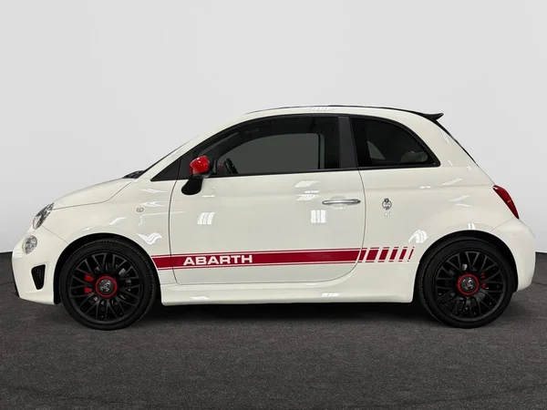 ABARTH 595C (2019) — foto 8 van 15