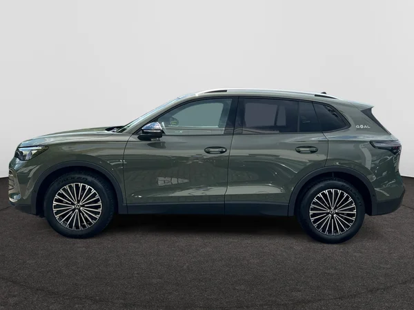 VOLKSWAGEN Tiguan (2025) — foto 5 van 24
