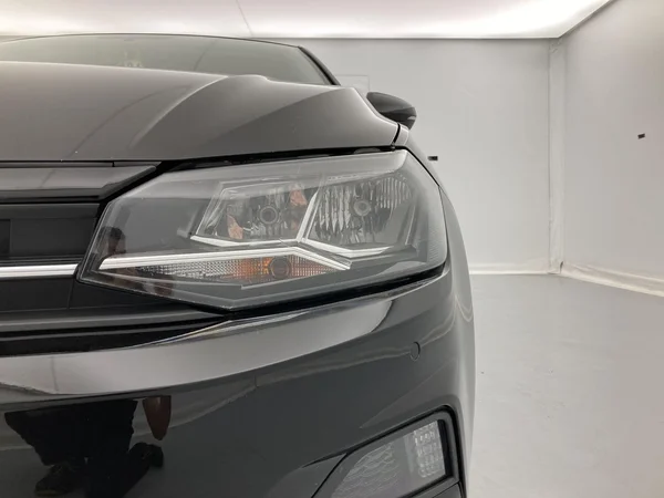 VOLKSWAGEN Polo (2019) — foto 18 van 36