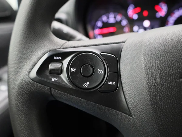 Opel Combo Life (2023) — foto 9 van 38