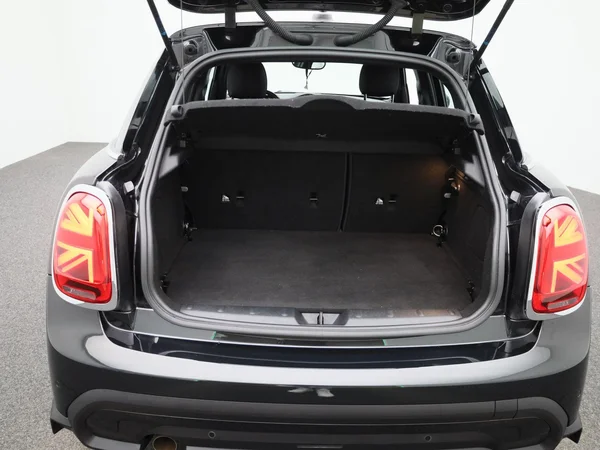 MINI One (2022) — foto 4 van 34