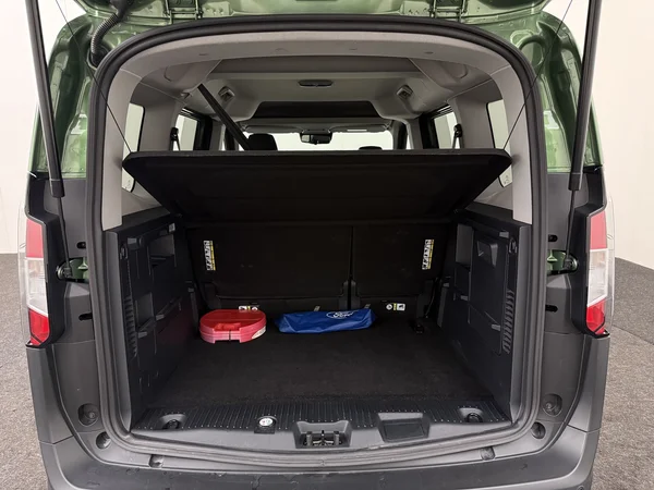 FORD TOURNEO COURIER (2025) — foto 8 van 28