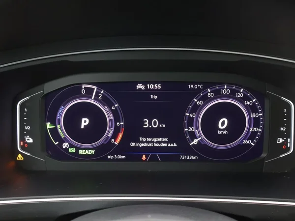 Volkswagen Tiguan (2022) — foto 5 van 27