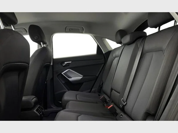 Audi Q3 Sportback (2023) — foto 3 van 33
