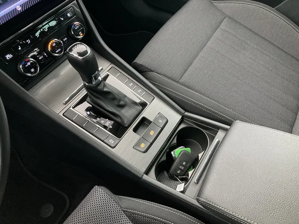 SKODA Superb Combi (2020) — foto 21 van 36