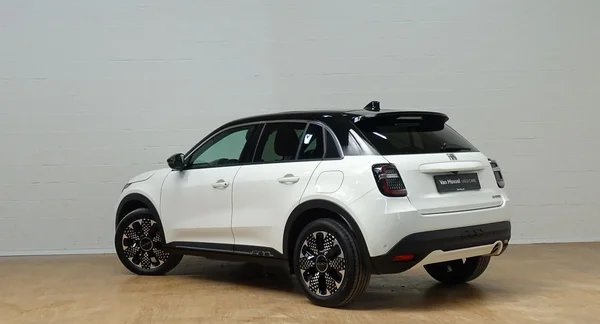 Fiat 600 (2025) — foto 20 van 25