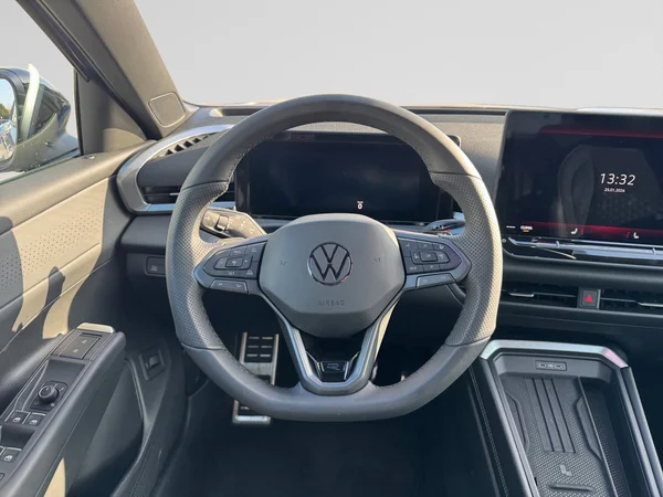 VOLKSWAGEN T-Roc (2025) — foto 3 van 23