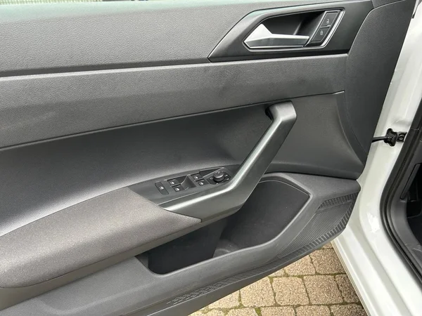 VOLKSWAGEN Polo (2024) — foto 22 van 22