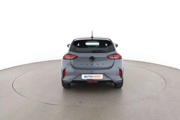 Opel Corsa (2024) — foto 11 van 16
